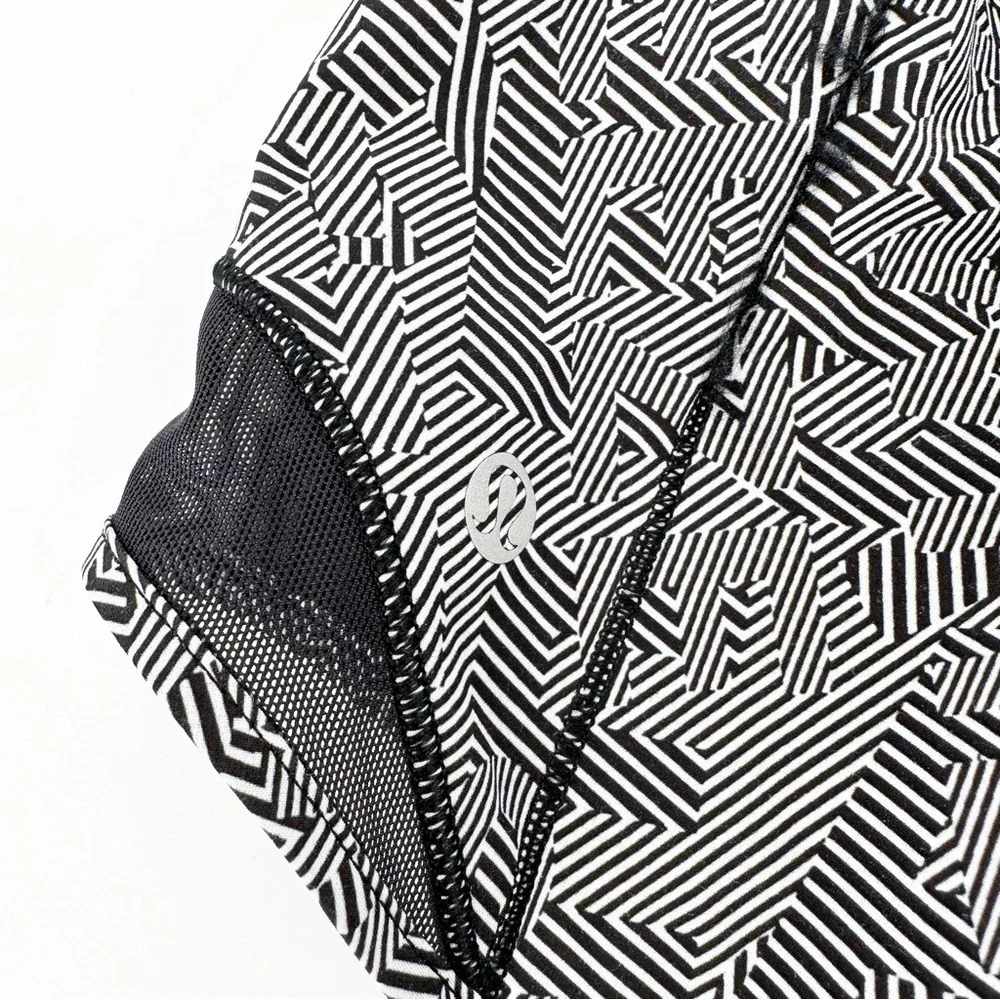 Lululemon Seawheeze Hotty Hot Shorts Size 4